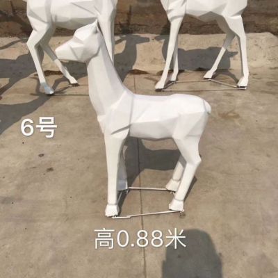 白鹿雕塑 玻璃钢动物小鹿雕塑